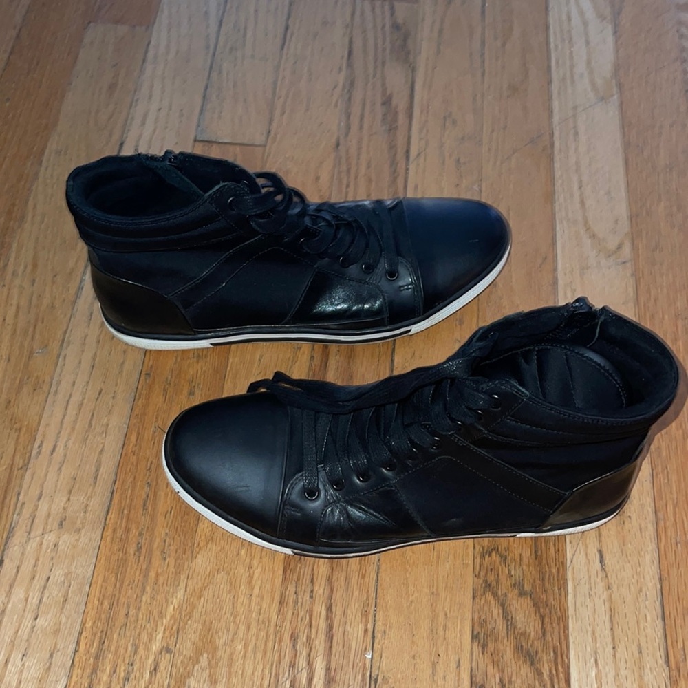 Kenneth Cole Mens High Top Sneakers